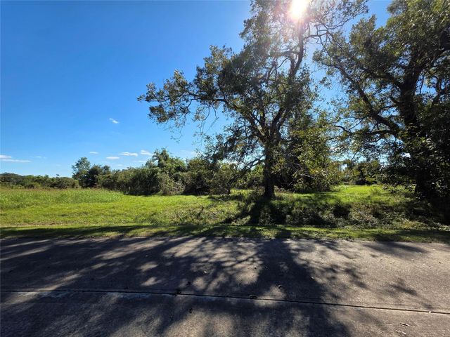 0 Wagon Wheel Trail, Angleton, TX 77515