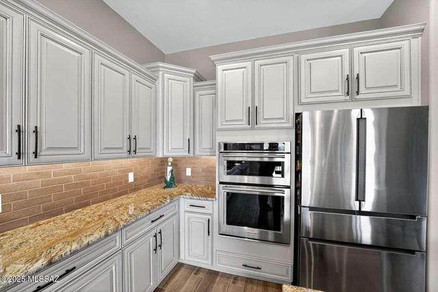 13370 N Cape Marigold Drive, Oro Valley, AZ 85755