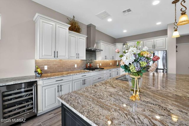 13370 N Cape Marigold Drive, Oro Valley, AZ 85755