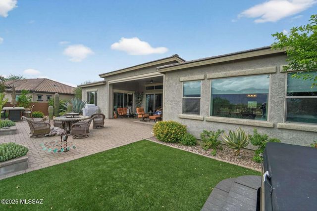 13370 N Cape Marigold Drive, Oro Valley, AZ 85755