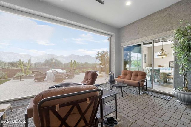 13370 N Cape Marigold Drive, Oro Valley, AZ 85755