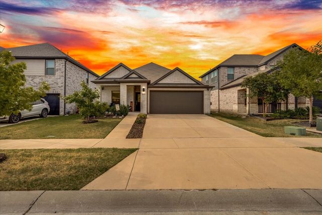 3423 Flatiron Drive, Royse City, TX 75189