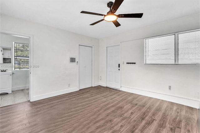 327 NE 55th St STUDIO, Miami, FL 33137