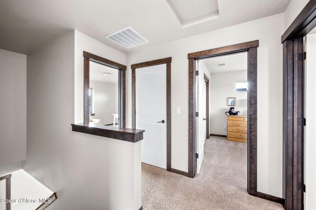 4302 N DONOVAN LN, Post Falls, ID 83854