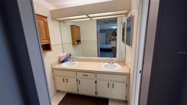15165 SW 39TH CIRCLE, Ocala, FL 34473