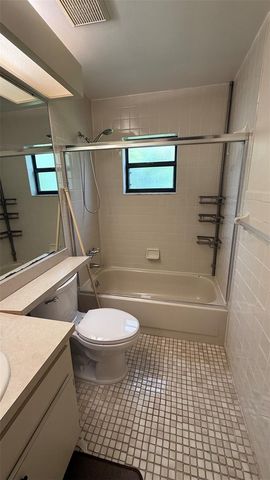 15165 SW 39TH CIRCLE, Ocala, FL 34473