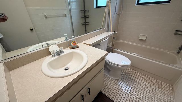 15165 SW 39TH CIRCLE, Ocala, FL 34473