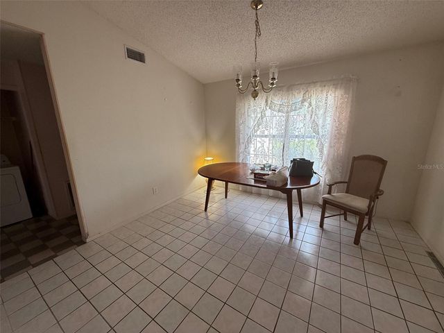 15165 SW 39TH CIRCLE, Ocala, FL 34473