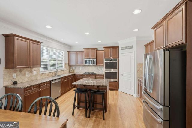 6107 Stillwater Place, Flowery Branch, GA 30542