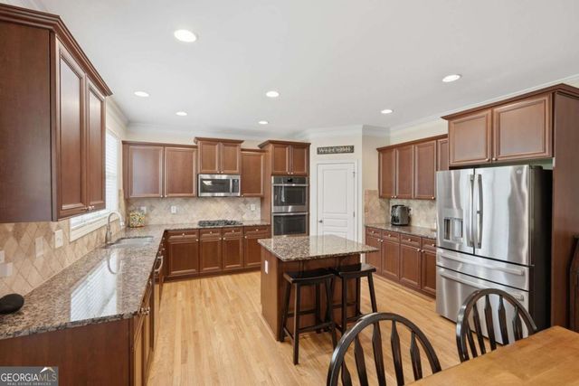 6107 Stillwater Place, Flowery Branch, GA 30542