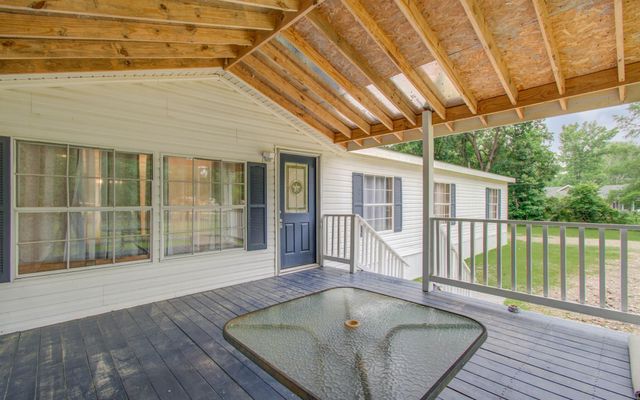 272 Lone Pine Drive, Huffman, TX 77336