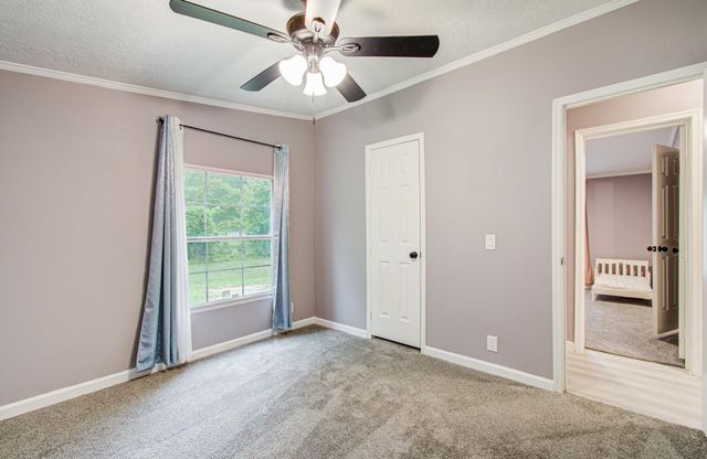 272 Lone Pine Drive, Huffman, TX 77336