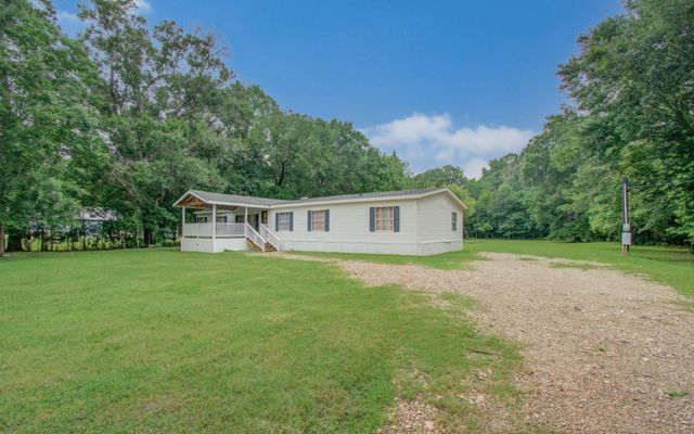 272 Lone Pine Drive, Huffman, TX 77336