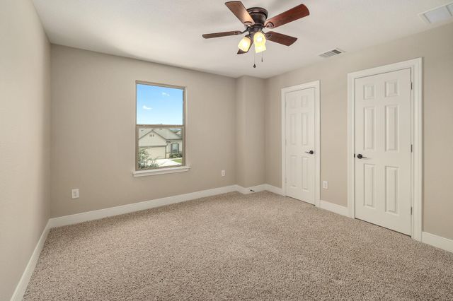 6212 Conestoga Wagon WAY, Del Valle, TX 78617