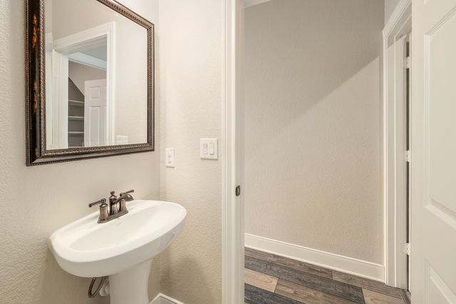 6212 Conestoga Wagon WAY, Del Valle, TX 78617