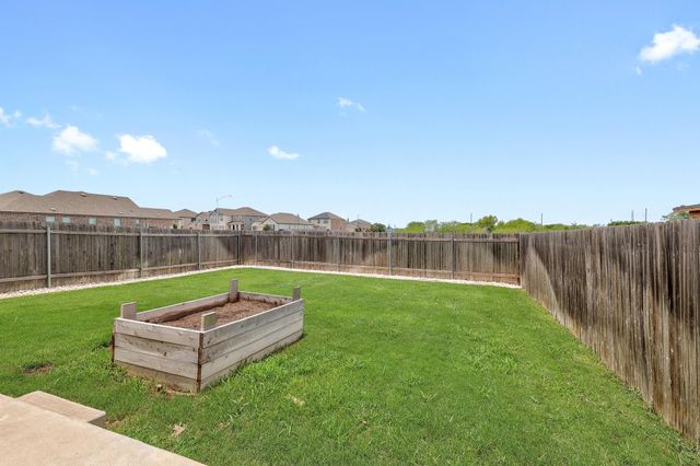 6212 Conestoga Wagon WAY, Del Valle, TX 78617