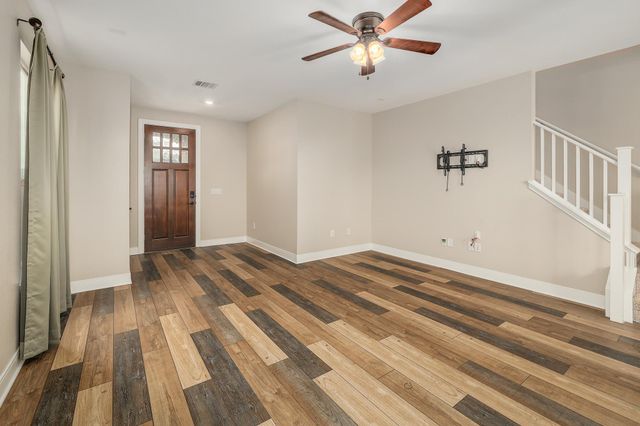 6212 Conestoga Wagon WAY, Del Valle, TX 78617