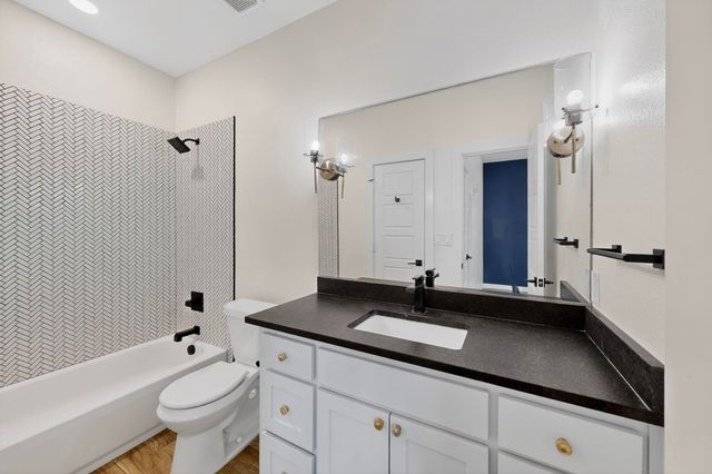 800 S Welch Street 104, Denton, TX 76201