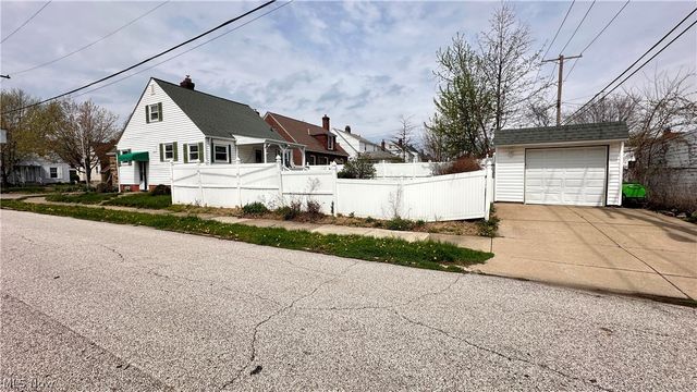 275 E 210th Street, Euclid, OH 44123