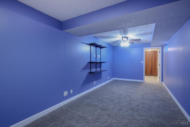 942 Pheasant Run Drive, Trenton, OH 45067