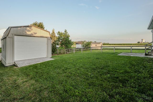 942 Pheasant Run Drive, Trenton, OH 45067