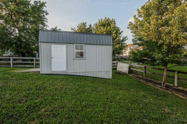 942 Pheasant Run Drive, Trenton, OH 45067