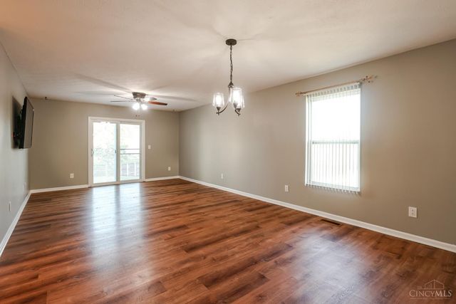 942 Pheasant Run Drive, Trenton, OH 45067