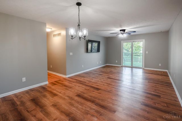 942 Pheasant Run Drive, Trenton, OH 45067