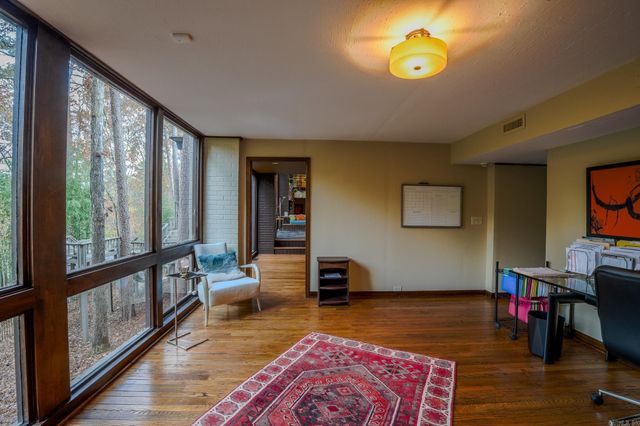 21 River Valley Road, Little Rock, AR 72227