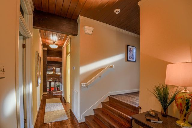 21 River Valley Road, Little Rock, AR 72227