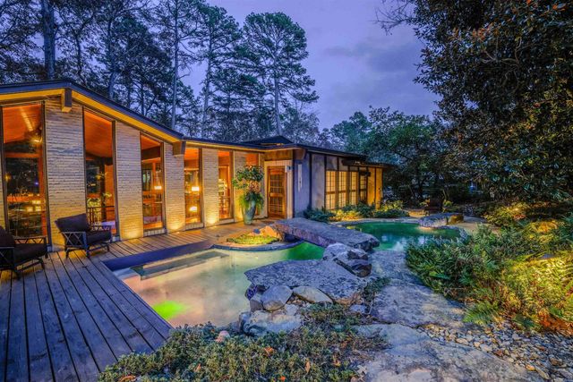 21 River Valley Road, Little Rock, AR 72227