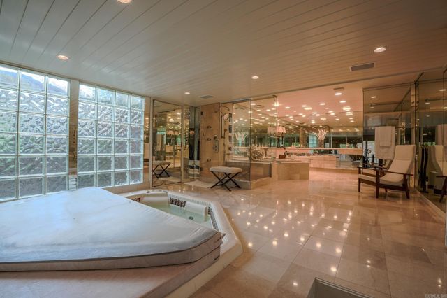 21 River Valley Road, Little Rock, AR 72227