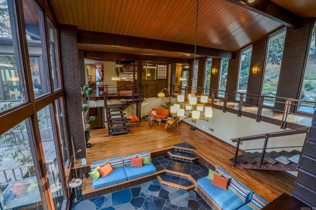 21 River Valley Road, Little Rock, AR 72227