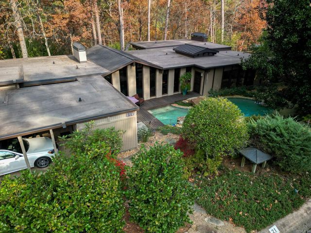 21 River Valley Road, Little Rock, AR 72227