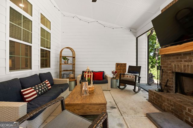 135 McKoy Road, Newnan, GA 30263