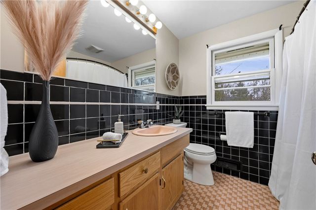 5 Callingham Road, Pittsford, NY 14534