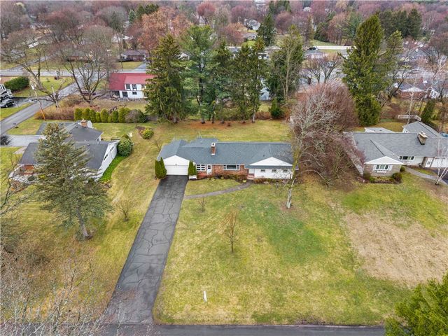 5 Callingham Road, Pittsford, NY 14534