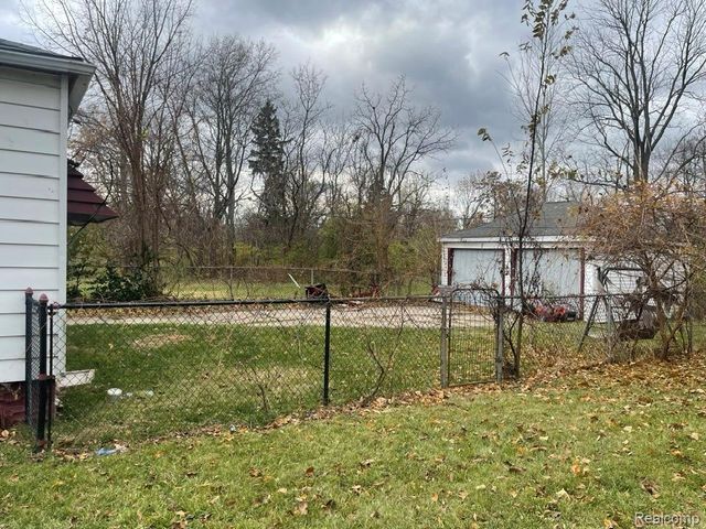 12123 Grandmont Avenue, Detroit, MI 48227