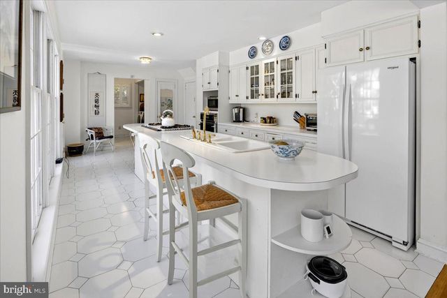 300 WESTERN WAY, Princeton, NJ 08540