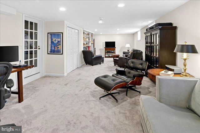 300 WESTERN WAY, Princeton, NJ 08540