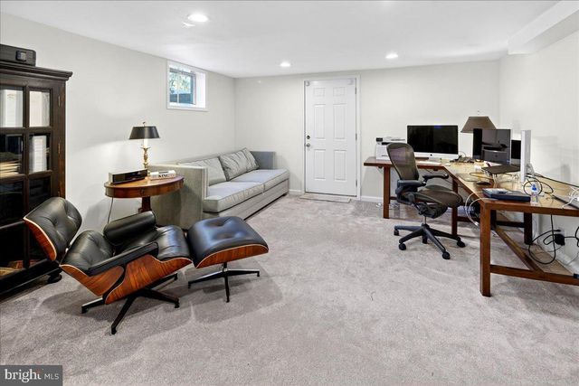 300 WESTERN WAY, Princeton, NJ 08540