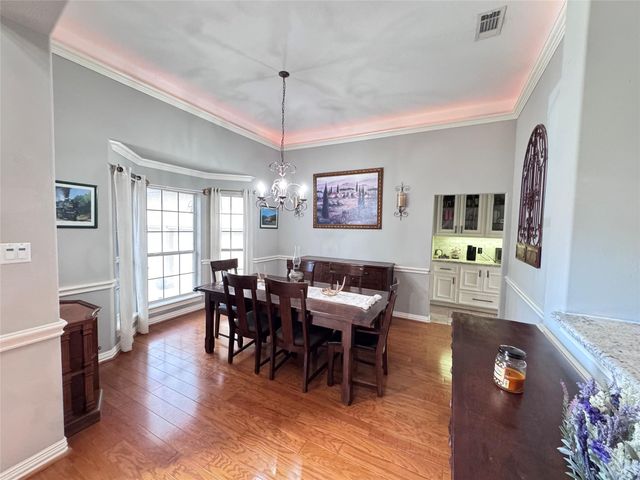 707 Fairway Oaks, Conroe, TX 77302