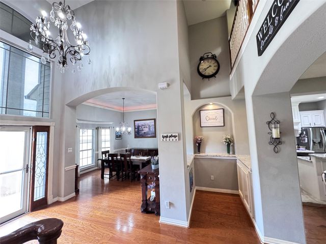 707 Fairway Oaks, Conroe, TX 77302