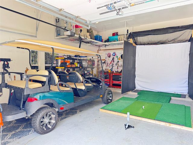 707 Fairway Oaks, Conroe, TX 77302