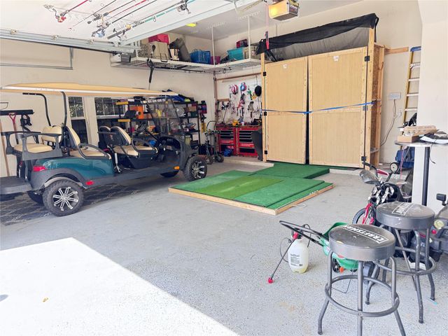 707 Fairway Oaks, Conroe, TX 77302