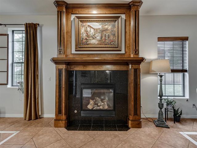 908 N Justin Drive, Yukon, OK 73099