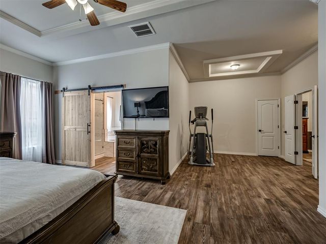 908 N Justin Drive, Yukon, OK 73099