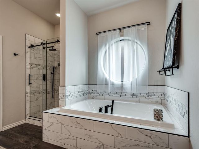 908 N Justin Drive, Yukon, OK 73099