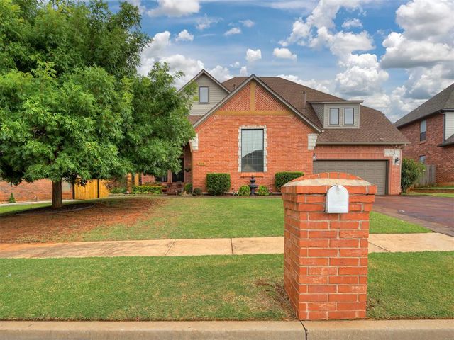 908 N Justin Drive, Yukon, OK 73099