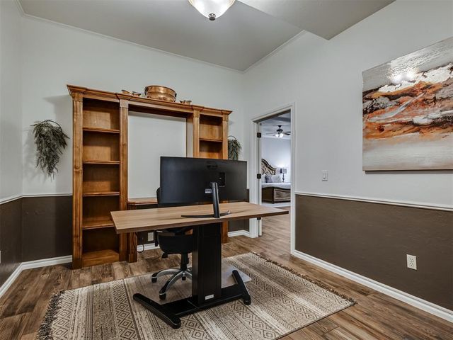 908 N Justin Drive, Yukon, OK 73099